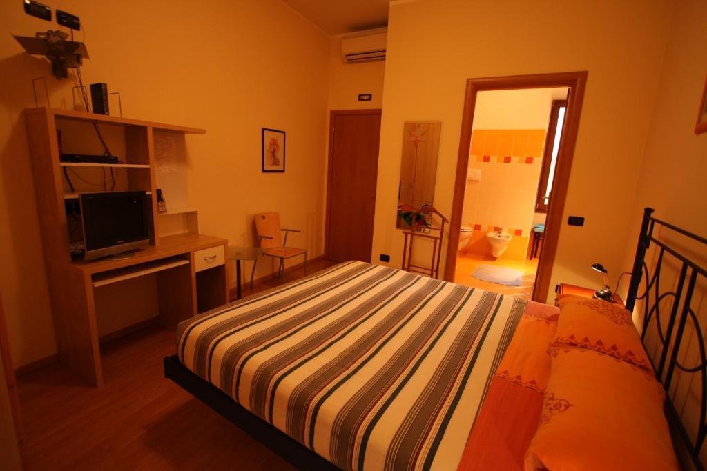 Bed And Breakfast Centrostorico Sarnico Ngoại thất bức ảnh