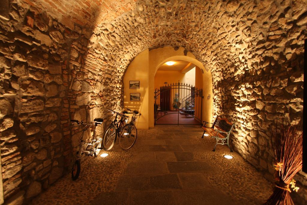 Bed And Breakfast Centrostorico Sarnico Ngoại thất bức ảnh